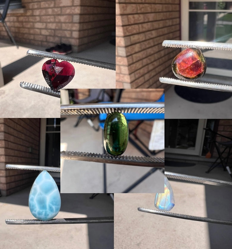 CABOCHONS