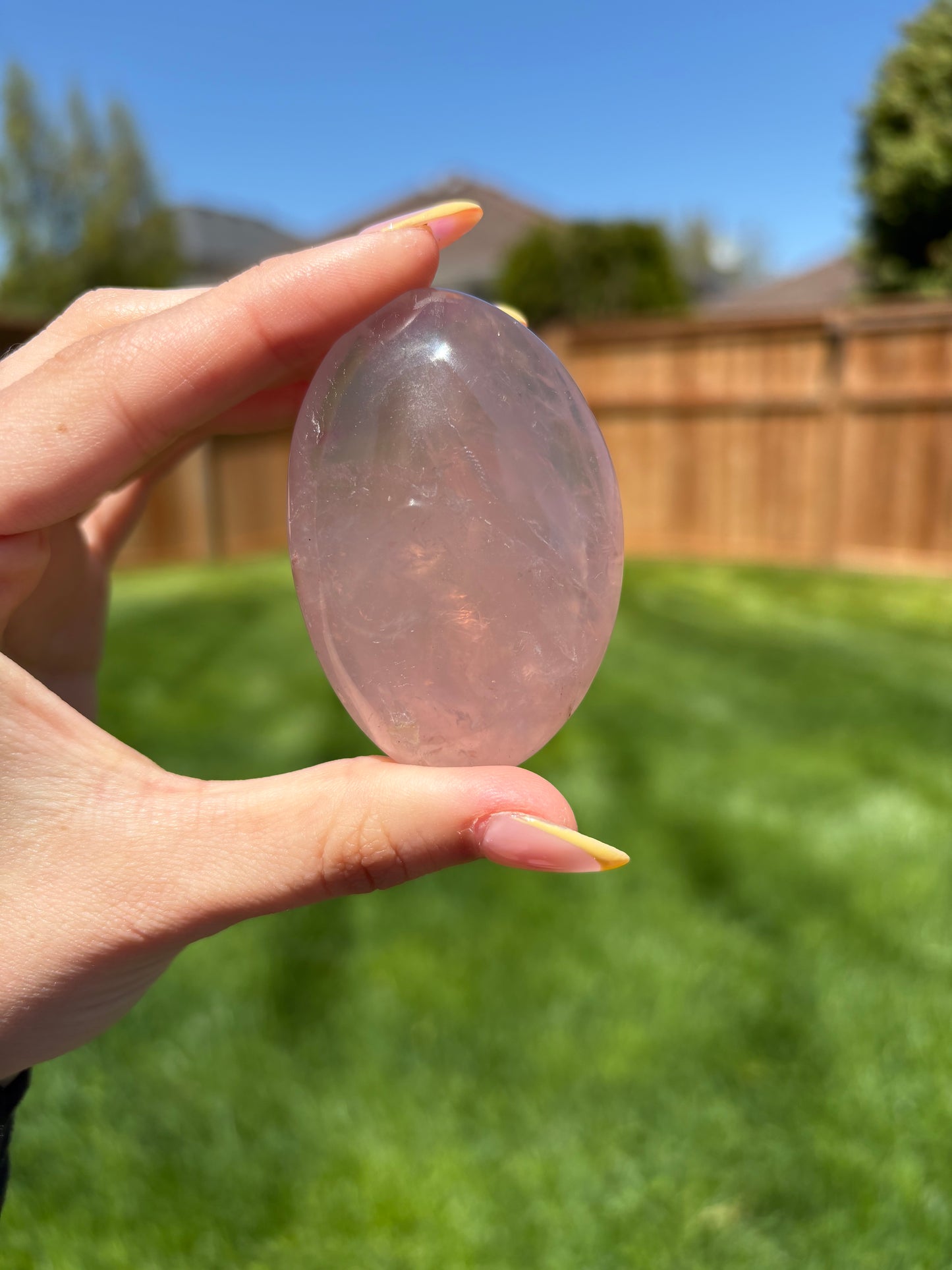 Rose quartz palmstone 12E