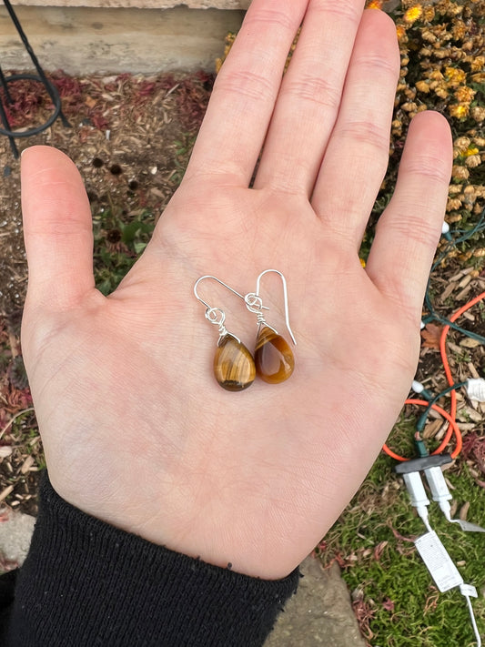 Wire wrapped 925 silver tigers eye drop earrings
