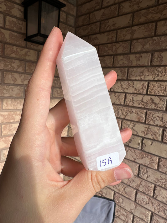 Mangano calcite obelisk 15A