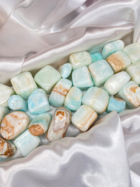 Caribbean calcite tumbles 